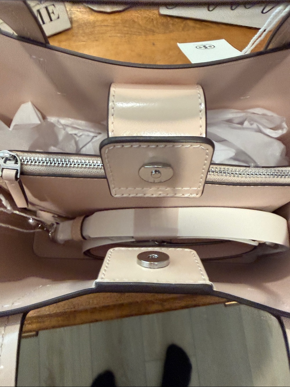NWT Tory Burch Blush Leather Blake Patten Small Tote - Picture 4 of 5